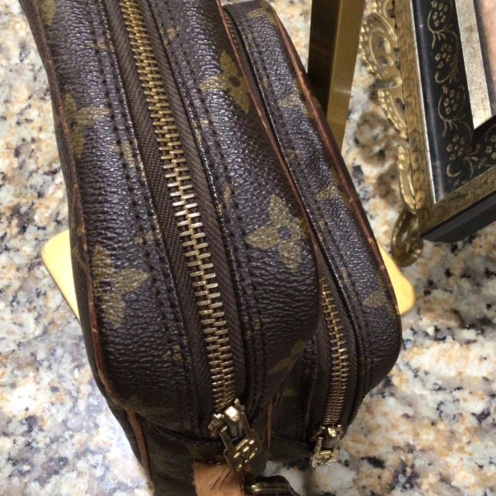 Louis Vuitton Vintage Amazon Monogram Crossbody Bag - Picture 2 of 15